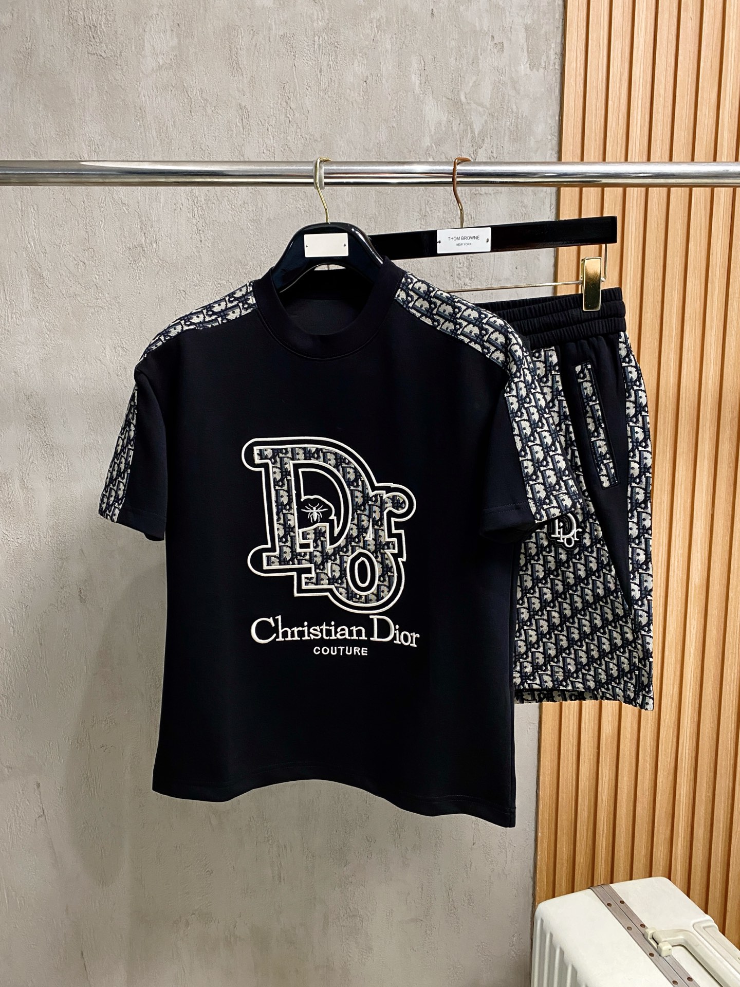 product_2