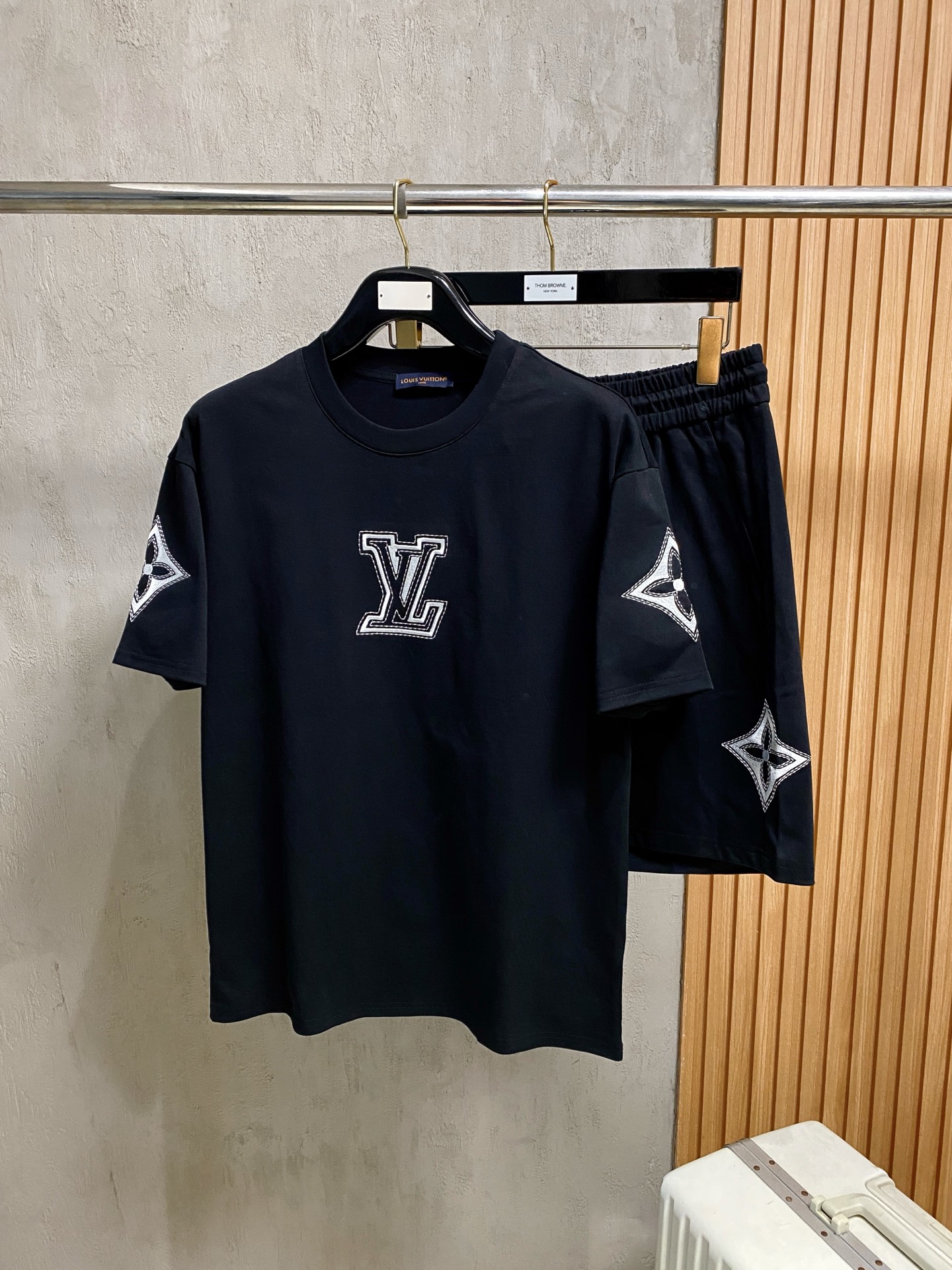 product_2