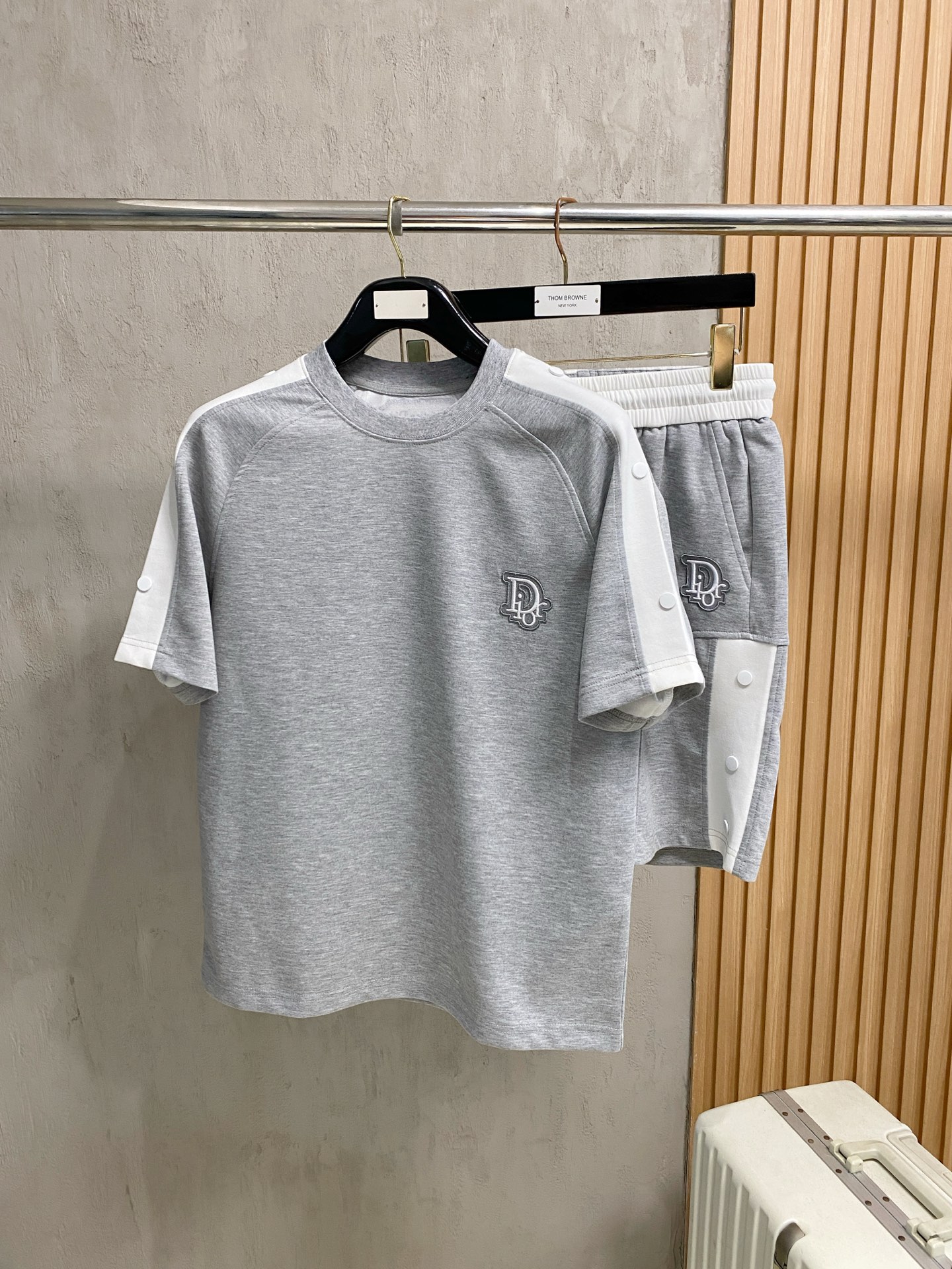 product_1